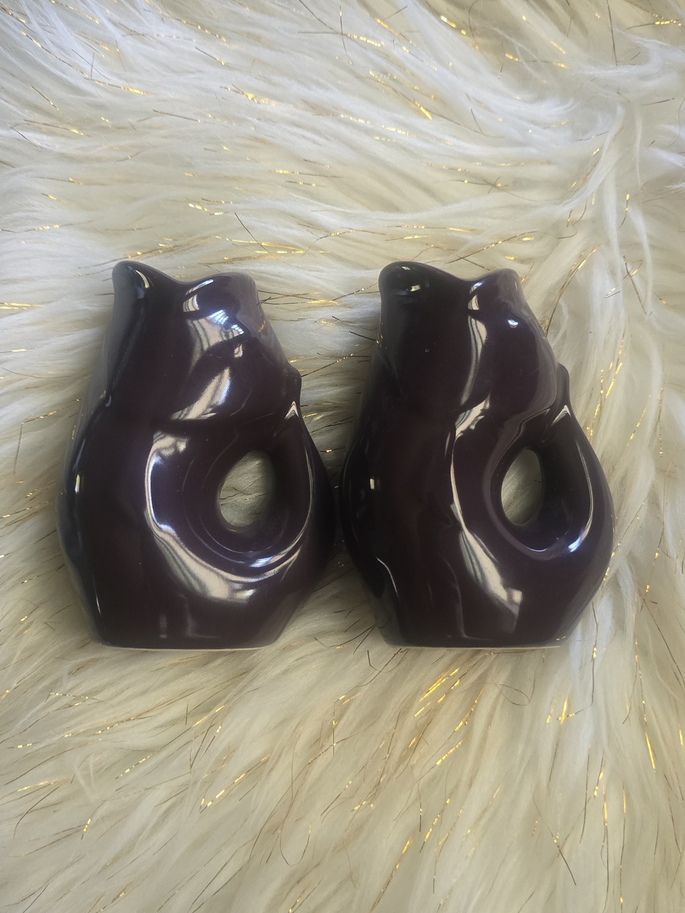 Salt and Pepper Shaker Set 2 Purple!